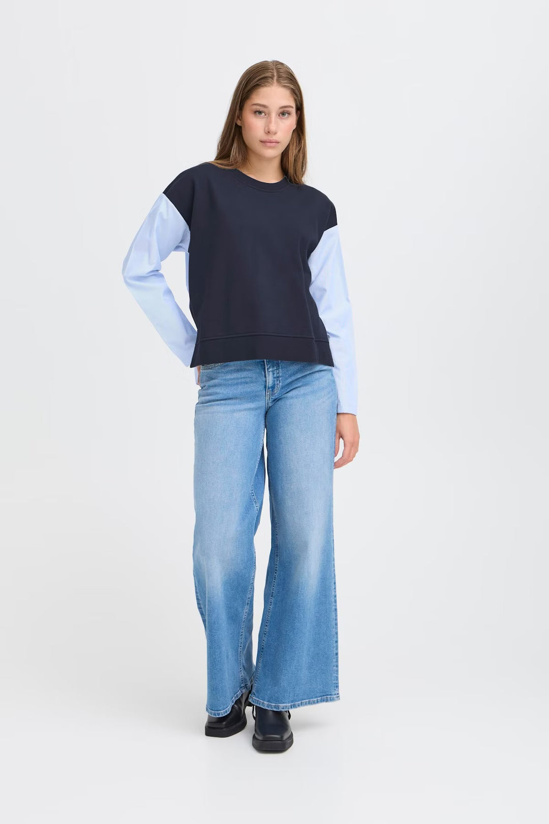 Palona Sweatshirt