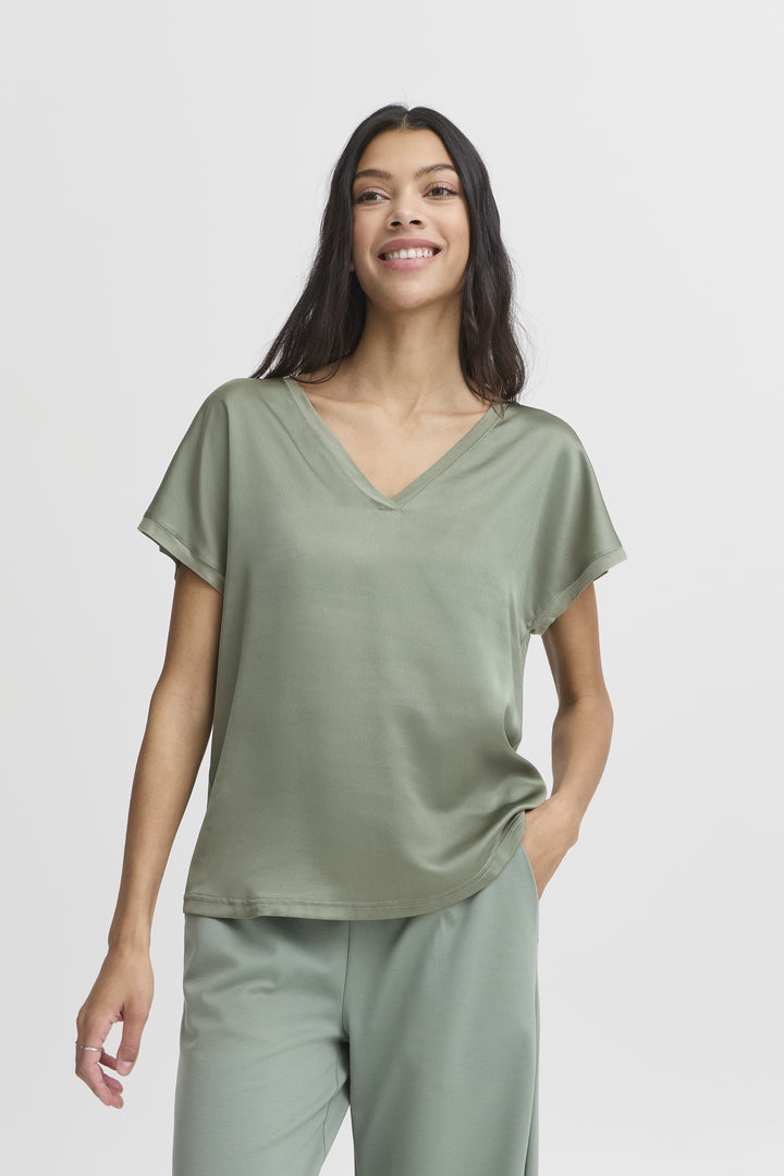 Selita T-Shirt