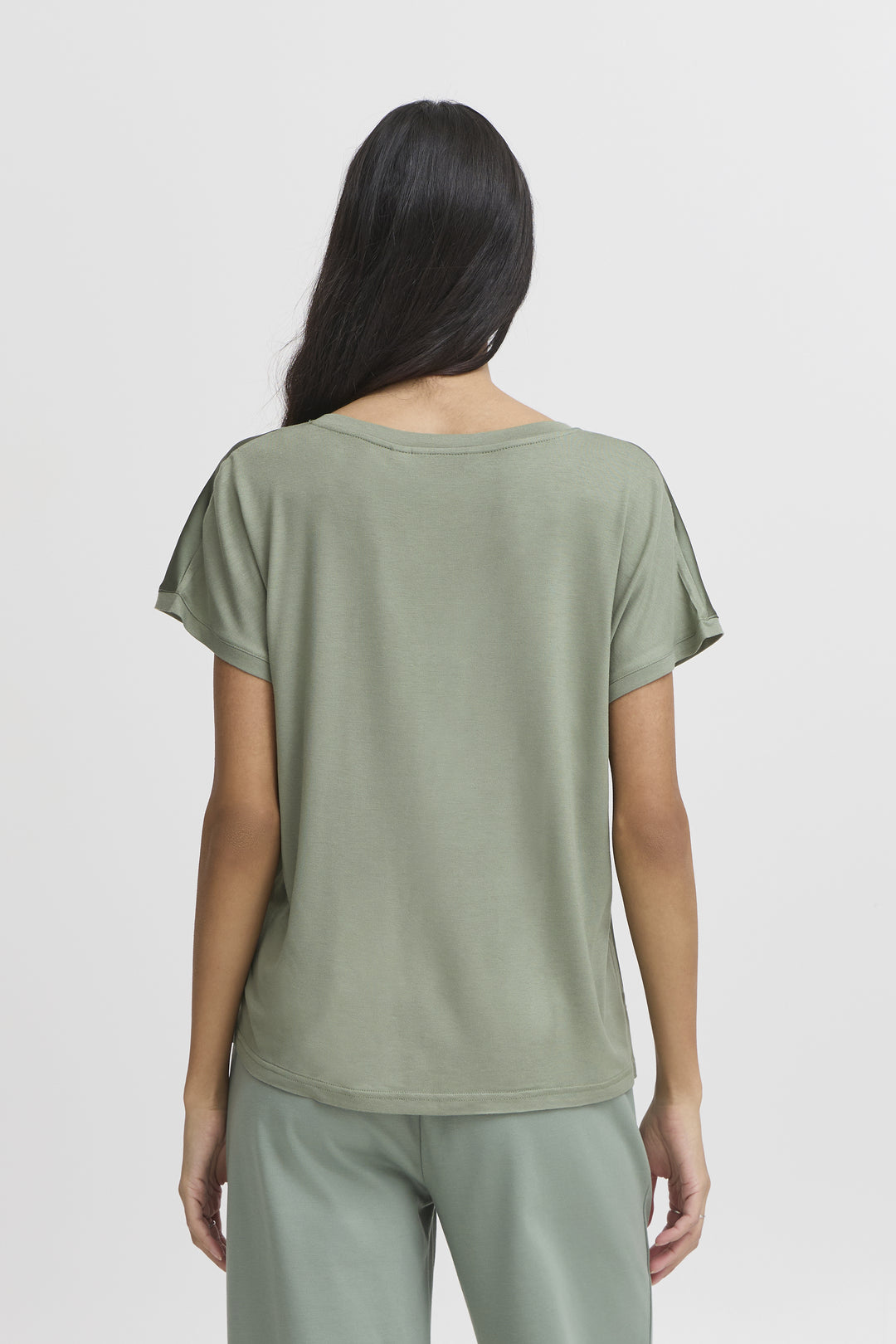 Selita T-Shirt
