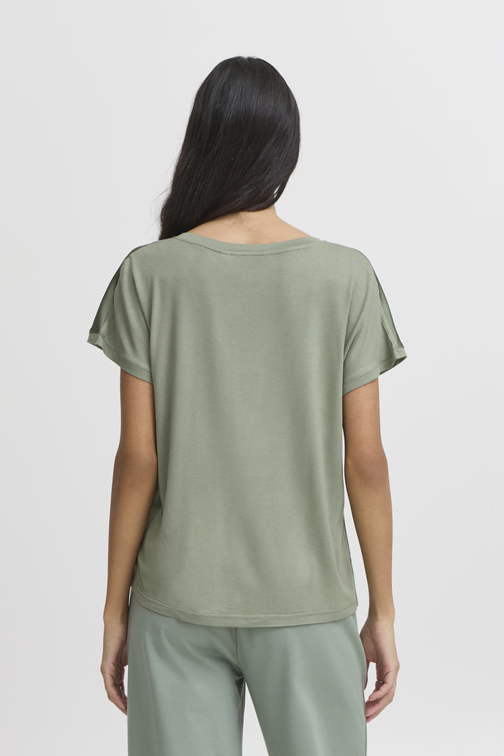 Selita T-Shirt