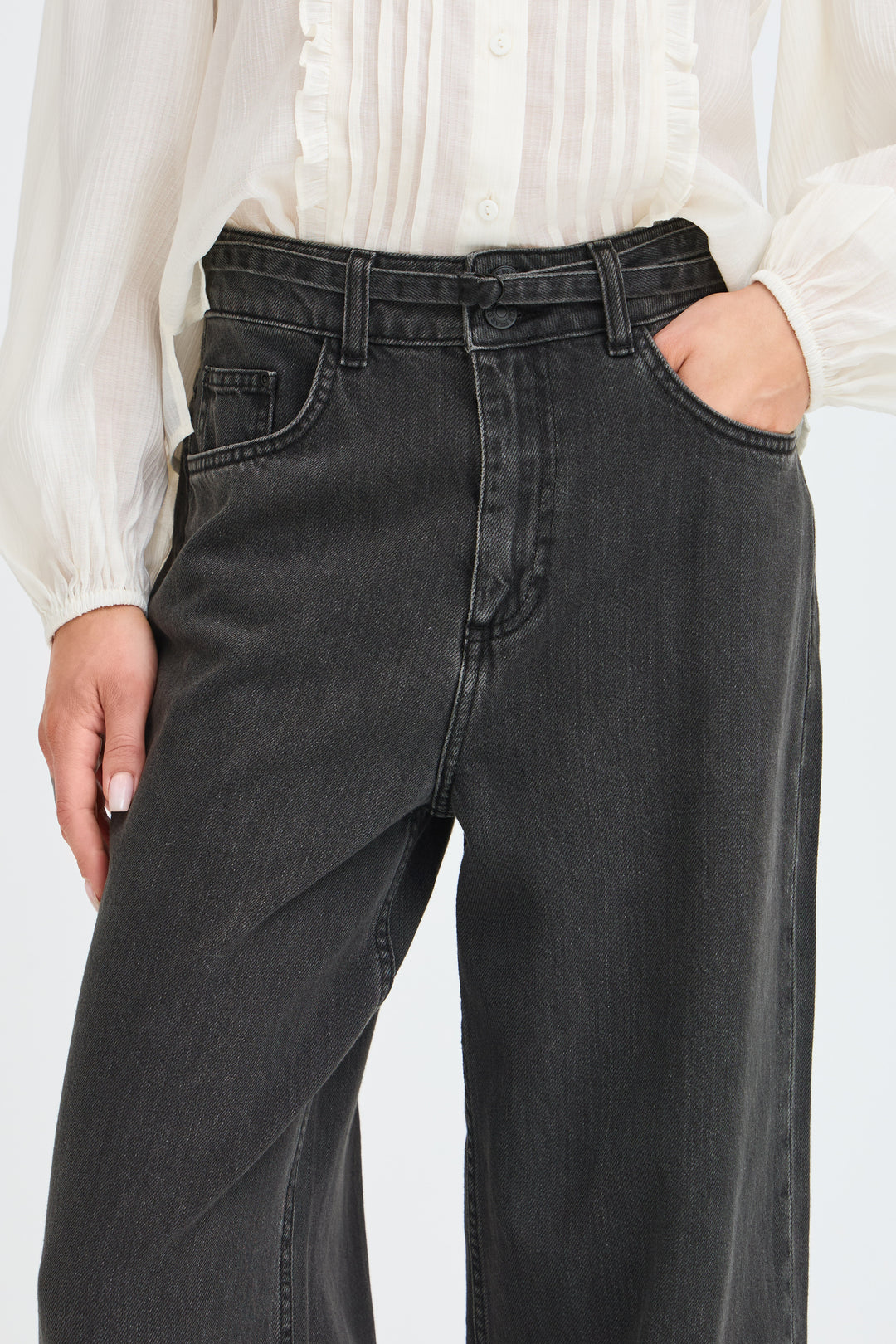 Kimu Belt Jeans Black