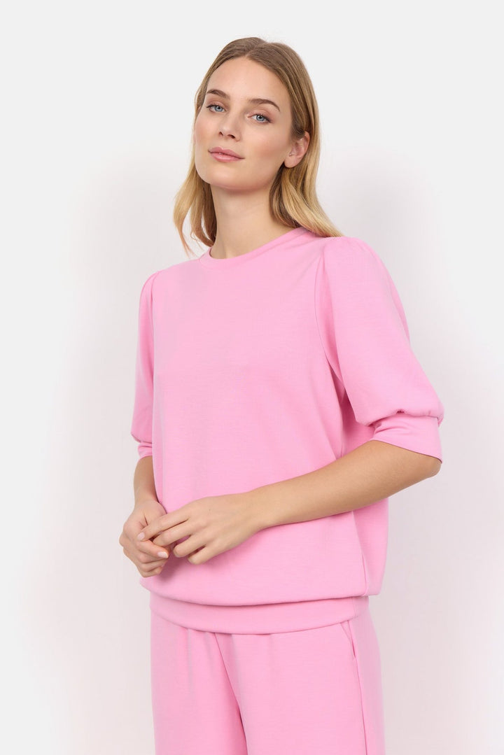 Banu 83 Top