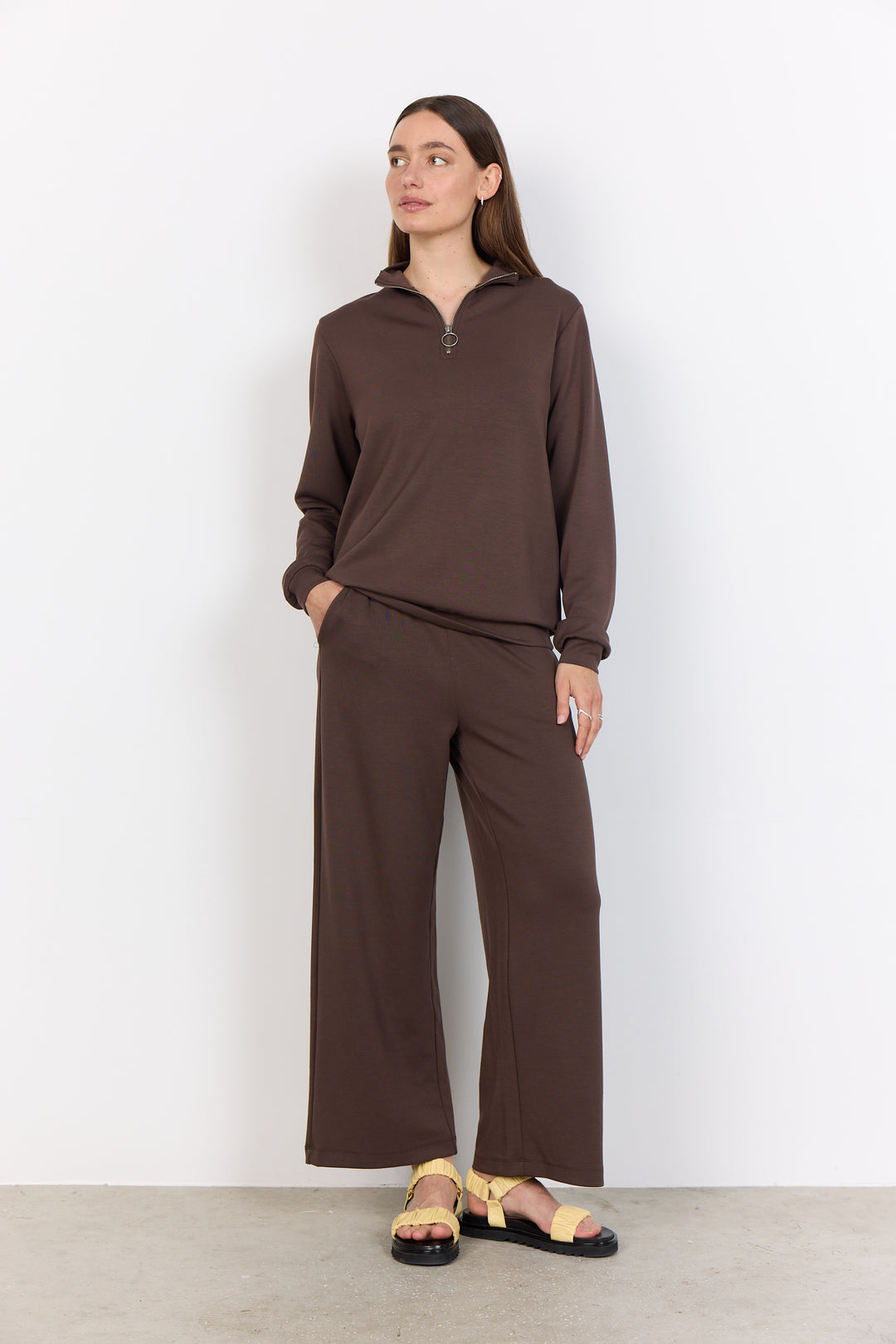 Banu 187 Sweatshirt Hot Fudge