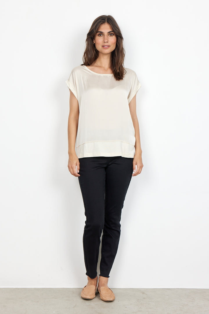 Thilde 6 T-Shirt Cream