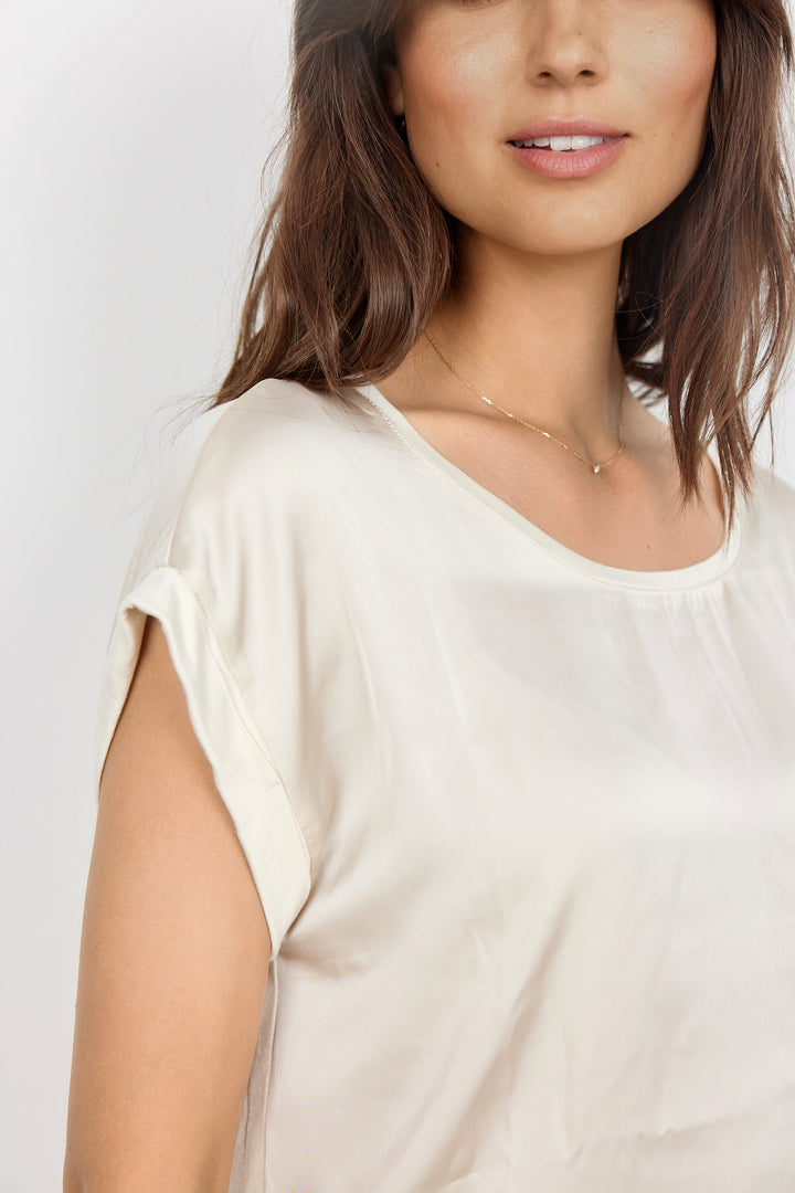 Thilde 6 T-Shirt Cream