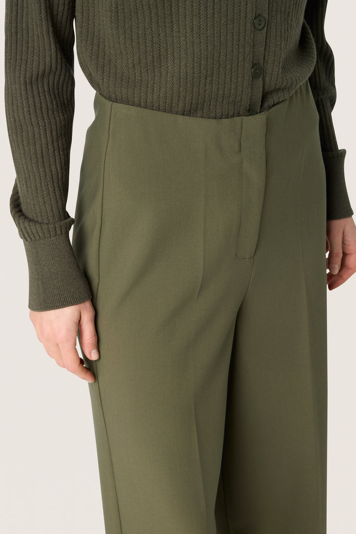 Corinne Wide Cropped Trousers Grape Leaf