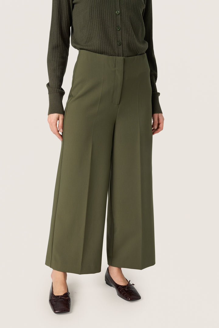 Corinne Wide Cropped Trousers Grape Leaf