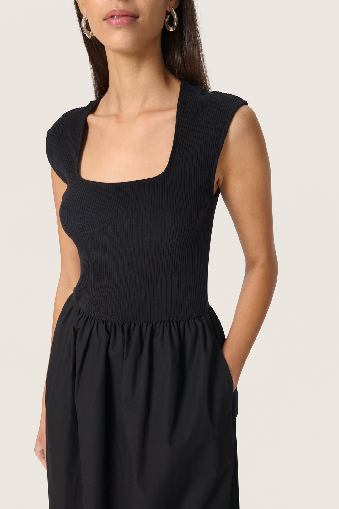 Simone Phoebe Dress Black