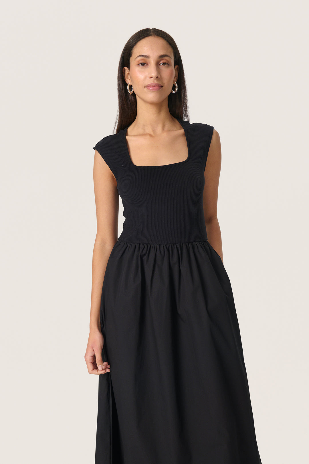Simone Phoebe Dress Black