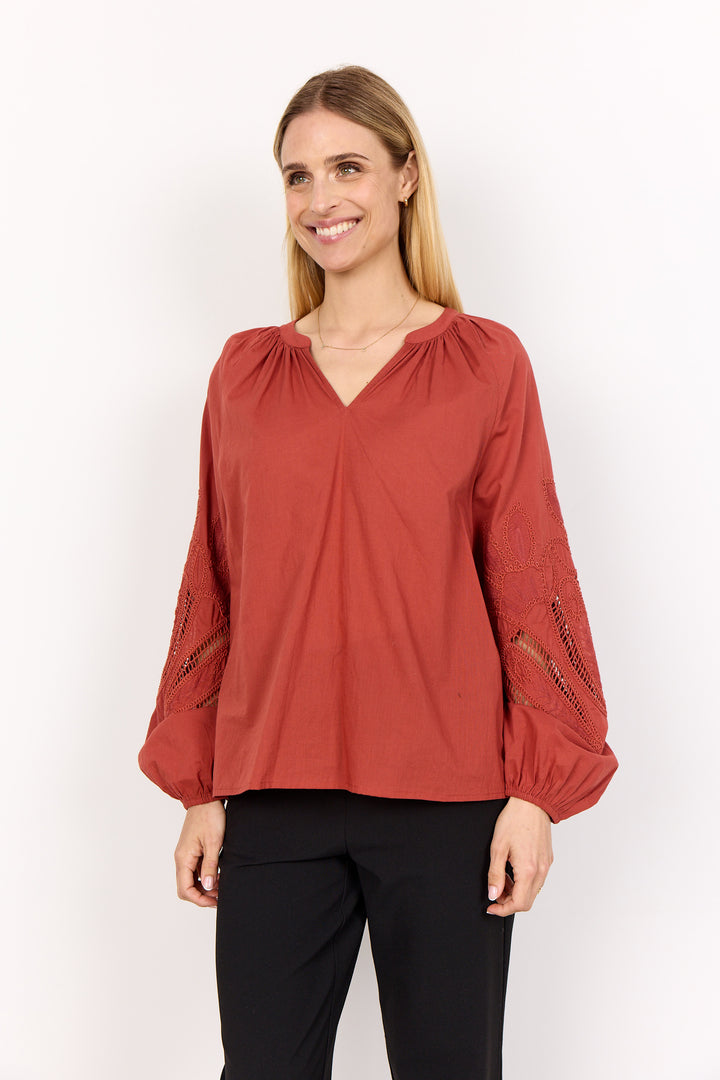 Caliste Blouse 21 Mineral Red