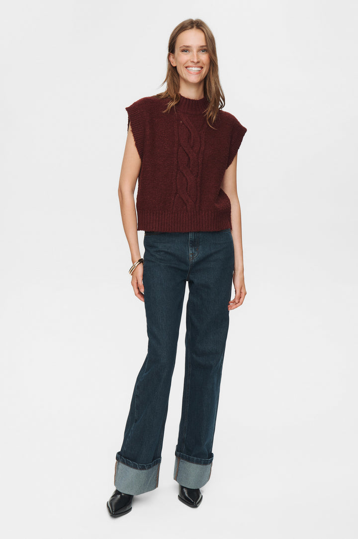 Caly Vest Jumper