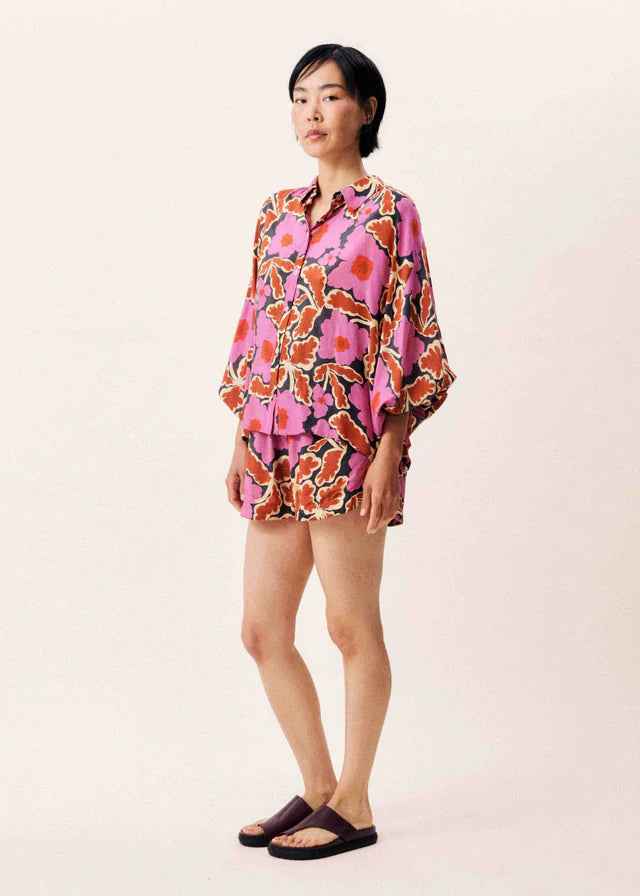 Diona Vitoria Shorts