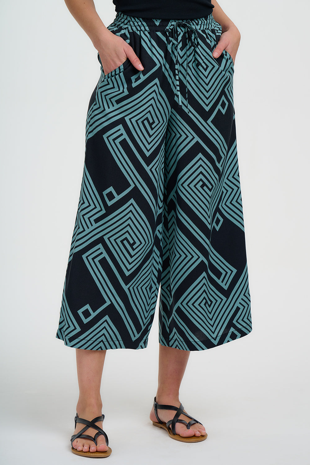 Ameera Cropped Wide Leg Trousers