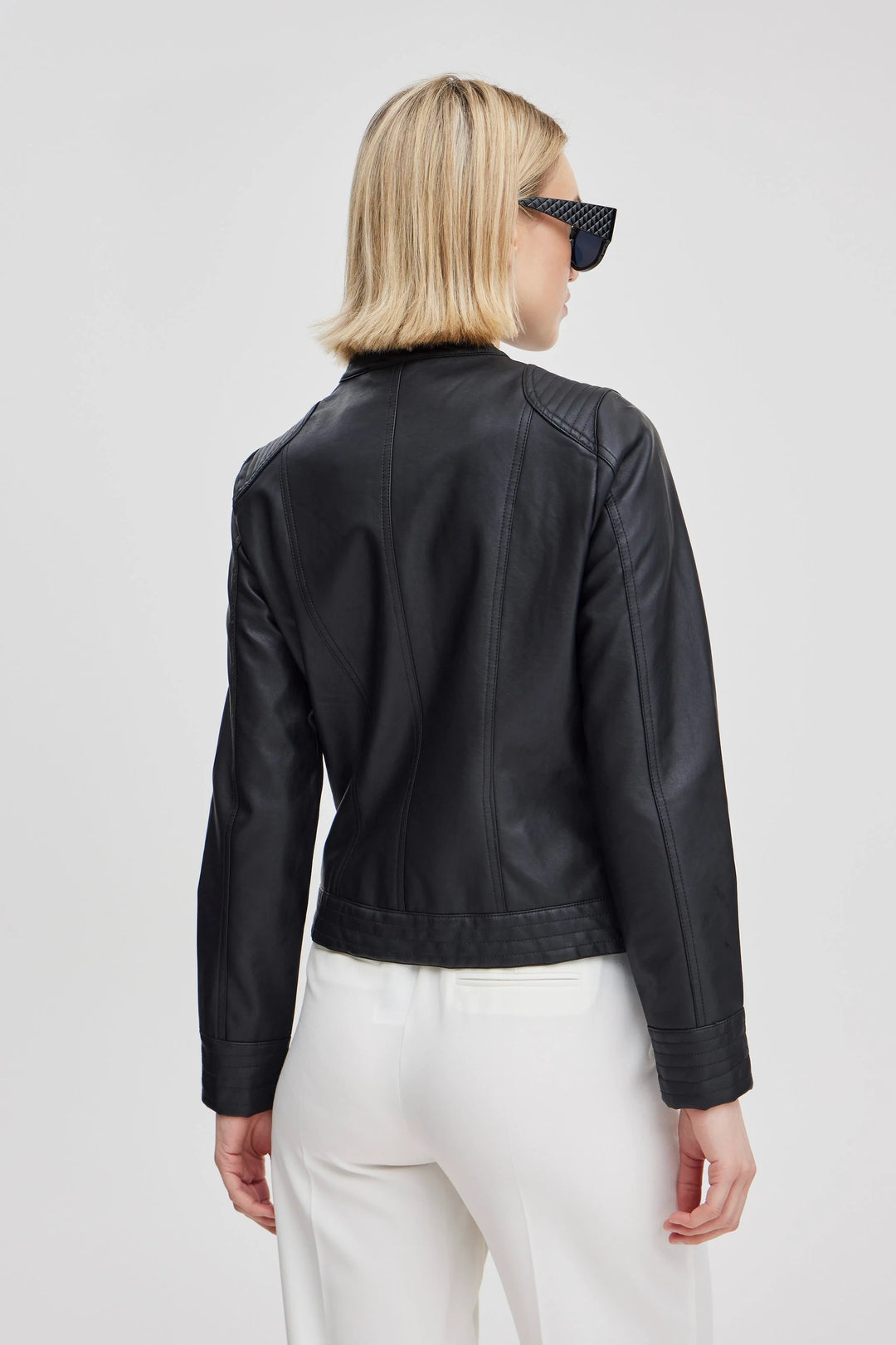 Acom Jacket Black