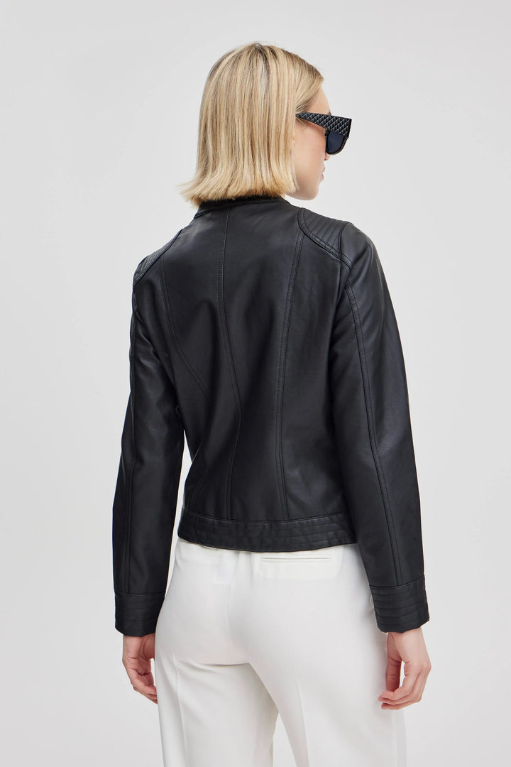 Acom Jacket Black
