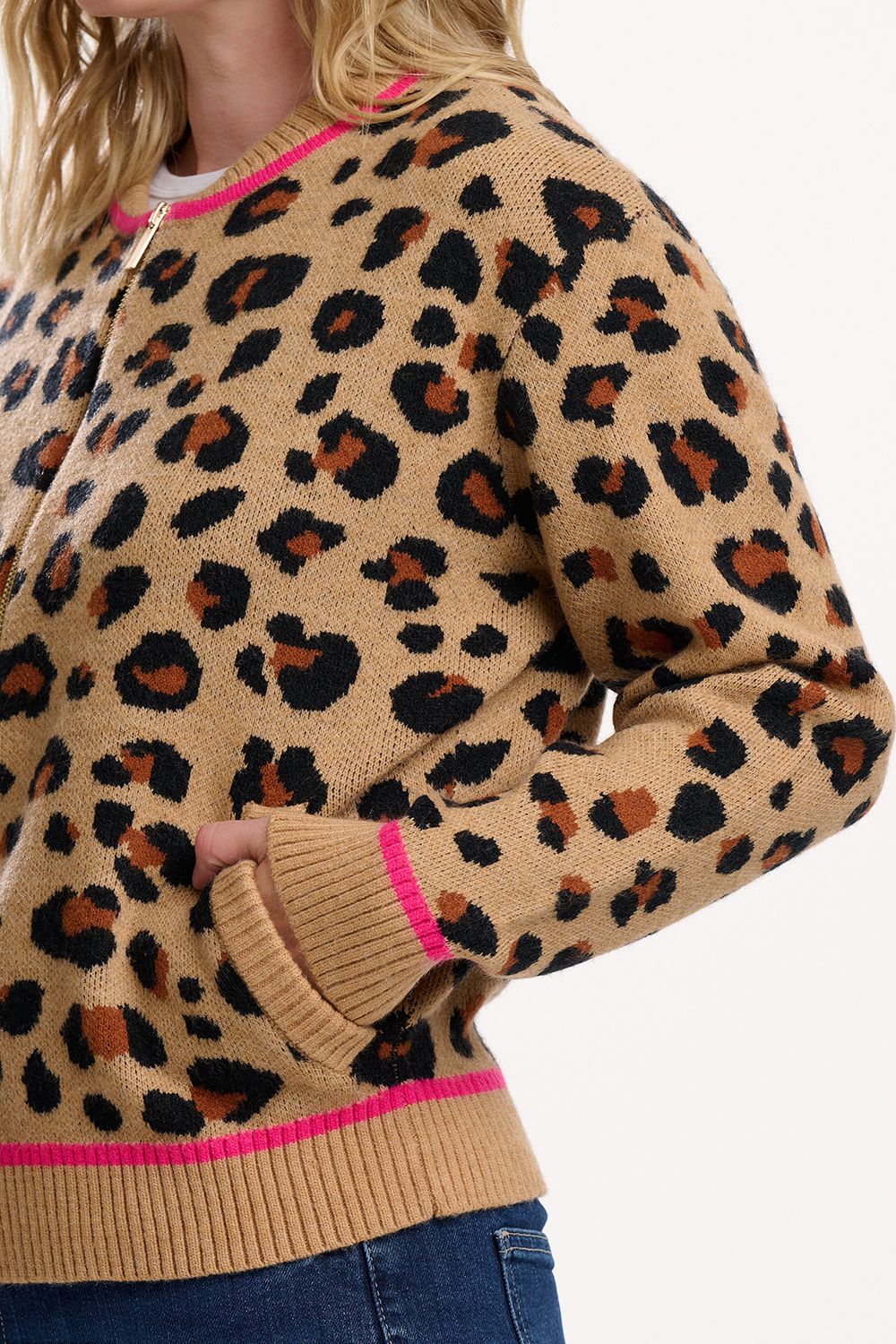 Solana Knitted Bomber Leopard print