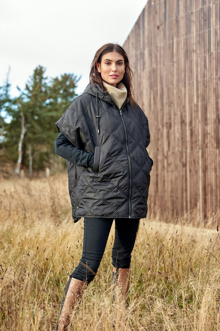 Fenya 44 Cape/Jacket