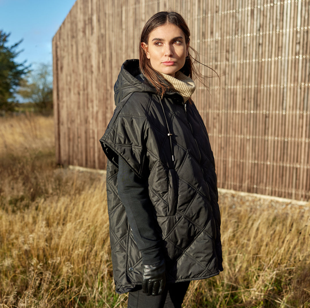 Fenya 44 Cape/Jacket