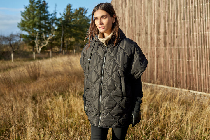 Fenya 44 Cape/Jacket