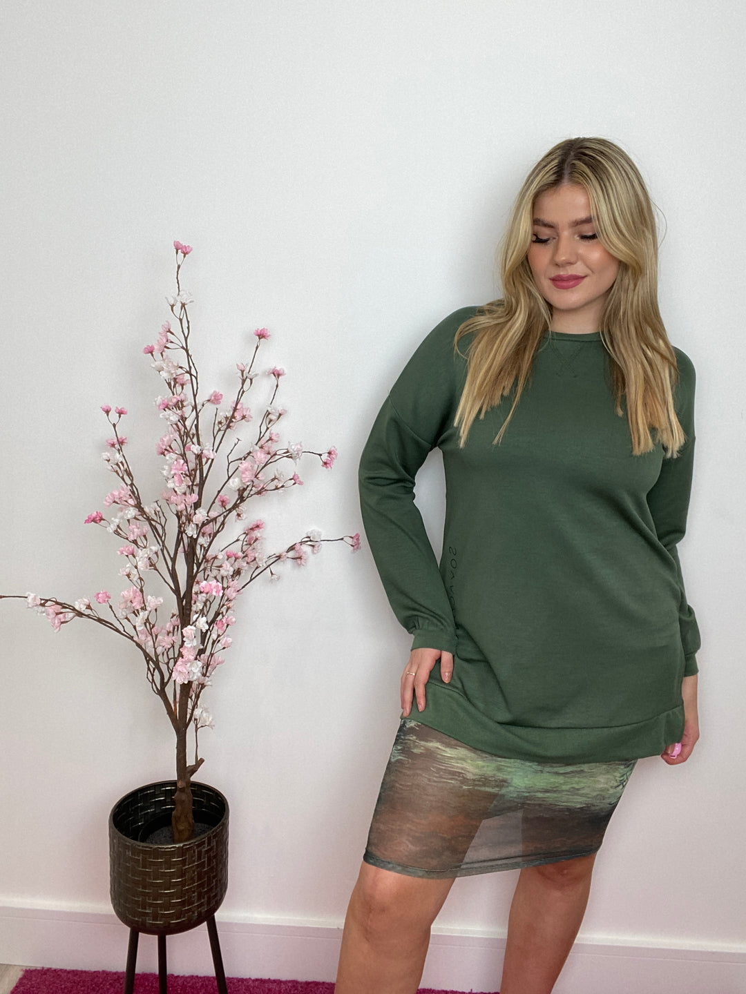 Banu 95 Sweatshirt