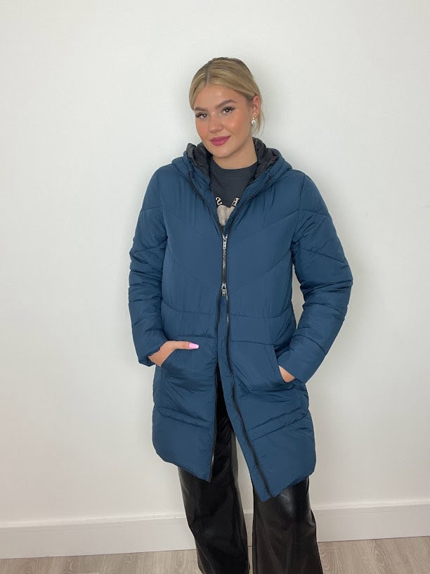 Dalcon Coat