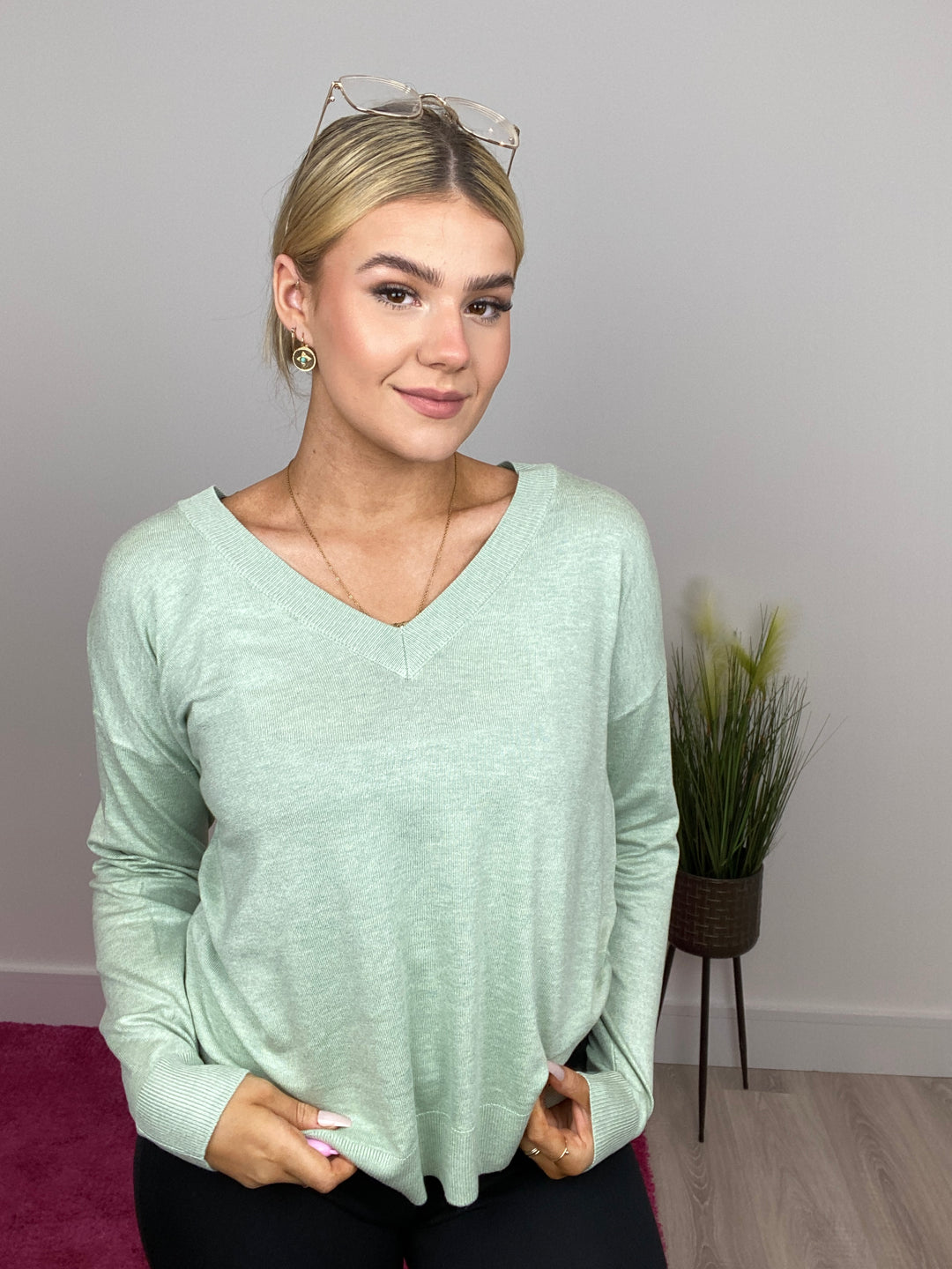 MmPimba V-Neck