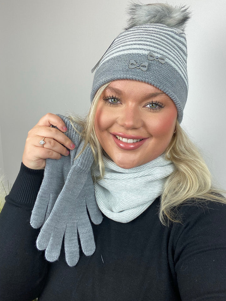Hanna Hat Snood & Gloves